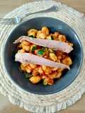 Gnocchi de patata con sofrito de calabacín y ventresca de atún