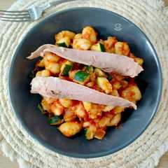 Foto di Gnocchi de patata con sofrito de calabacín y ventresca de atún