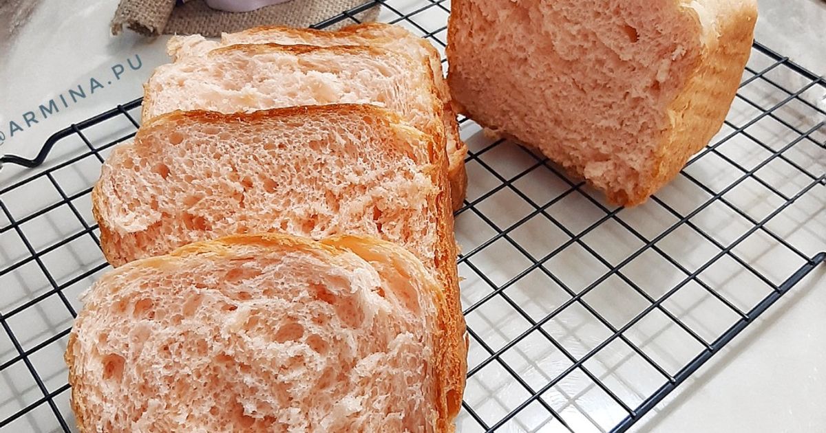 Resep Roti Tawar Strawberry Lembut oleh Armina Puji Utari - Cookpad