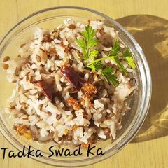 A picture of Urad dal khichdi.