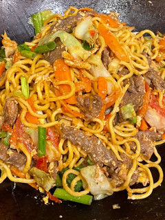 A picture of Easy Beef Fried Noodle.