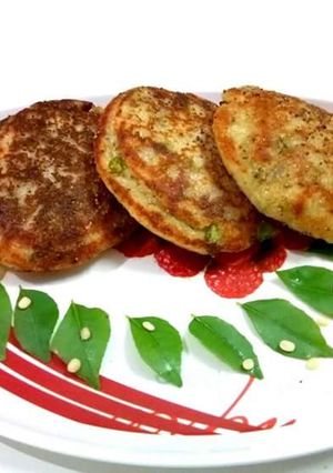 A picture of Crispy idli in tadka pan.
