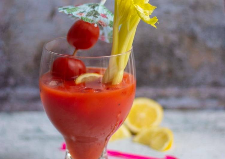 How to Prepare Super Quick Homemade Virgin Mary Mocktail