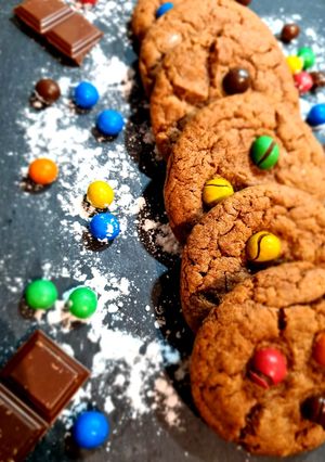 Une photo de Cookies aux m&m's crispy