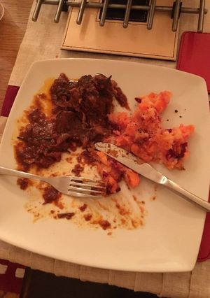 A picture of Kleftico (in a slow cooker).