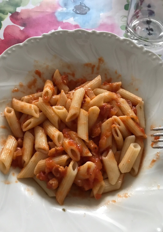 Una foto de Macarrones con soja texturizada, un estreno en mi sartén