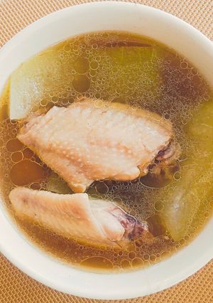 รูปของ "ปีกกลางไก่ต้มฟัก"
