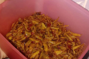 Langkah Mudah untuk Membuat Ayam suwir pedas manis Anti Gagal