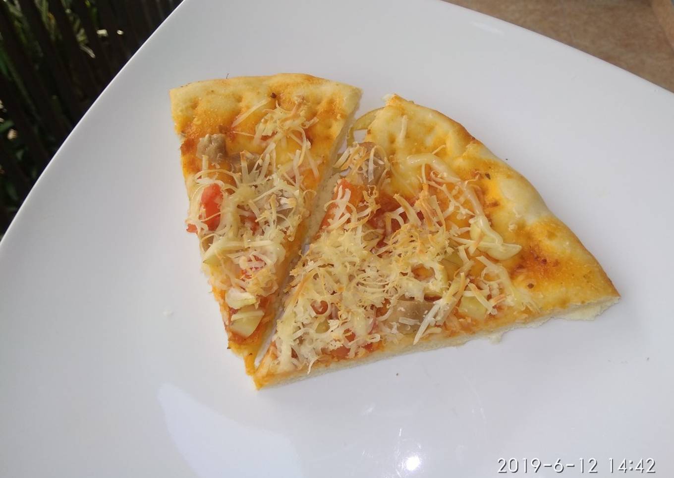 Pizza Enak, Lembut dan Murah (No Telur)