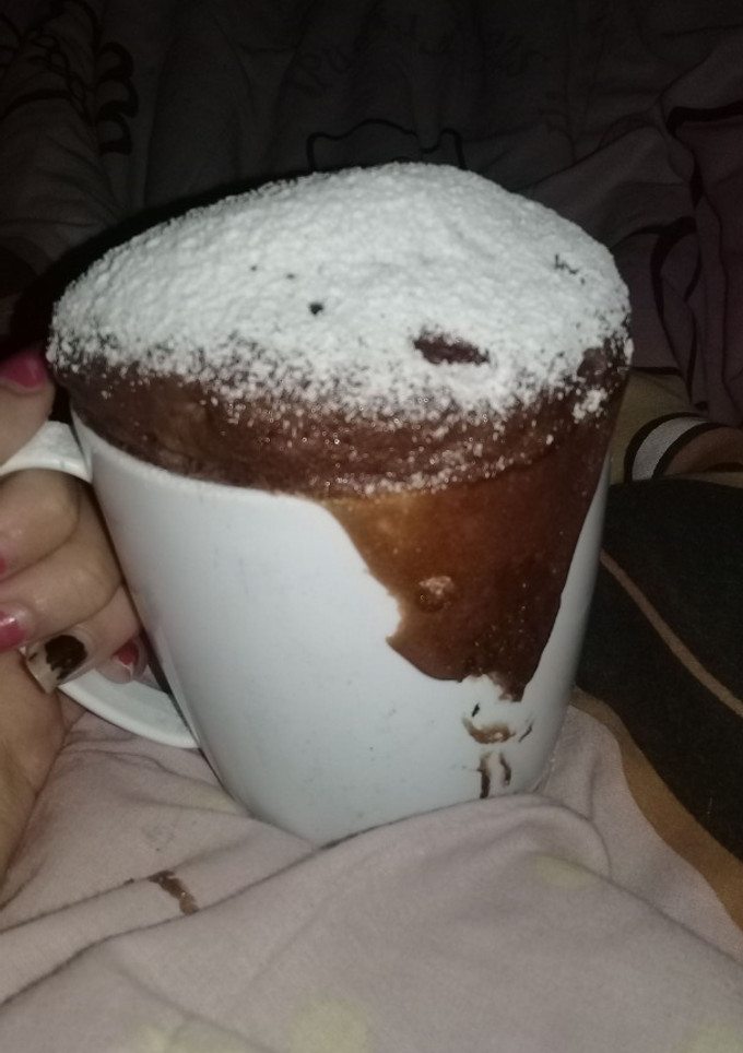 Una foto de Bizcochuelo en taza😋 para microondas