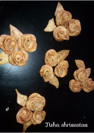 A picture of Rose flower mathri.