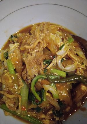 Foto resep Mie kwetiaw nyemek