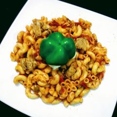 A picture of Chicken macroni.