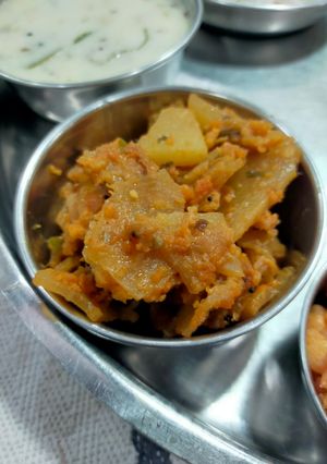 A picture of Raw Papaya Subzi.