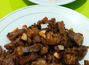 Foto resep Oseng Beef Brisket Bawang Putih Sambal Matah