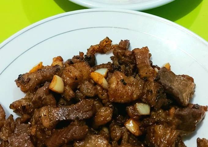 Resep Oseng Beef Brisket Bawang Putih Sambal Matah, Bikin Ngiler