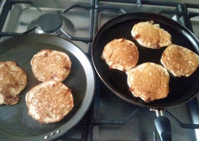 Steps to Prepare Super Quick Homemade OCB..Oat, Cottage Cheese and Banana Flapjack/Pancakes