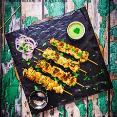 A picture of Chicken Malai Kabab.