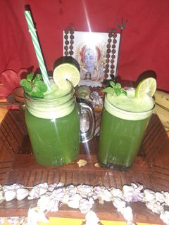 পুদিনা লেমনেড ঠান্ডাই (Pudina lemonade thandai recipe in bengali) রেসিপির প্রধান ছবি