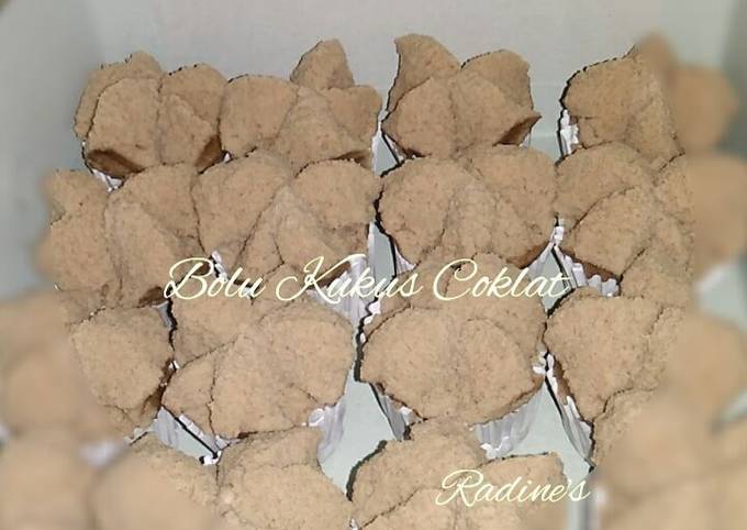 Langkah Mudah untuk Membuat Bolu kukus coklat mekar, Sempurna