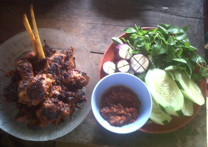 Ayam Bakar Taliwang yg Bikin Terngiang-Ngiang :D