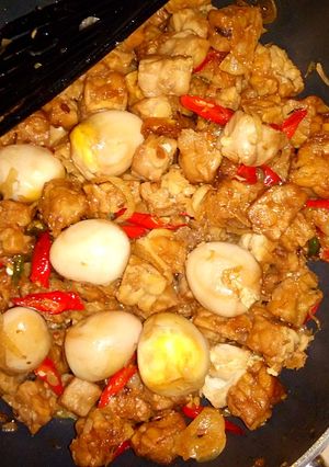 Foto resep Orek tempe Telur Puyuh saus tiram pedas
