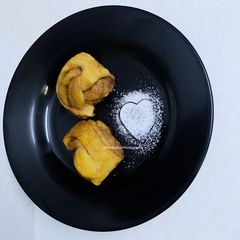 A picture of No yeast and no baking Cinnamon Roll.