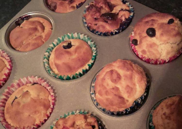 Recipe of Homemade Blueberry, chocolate & banana muffins!