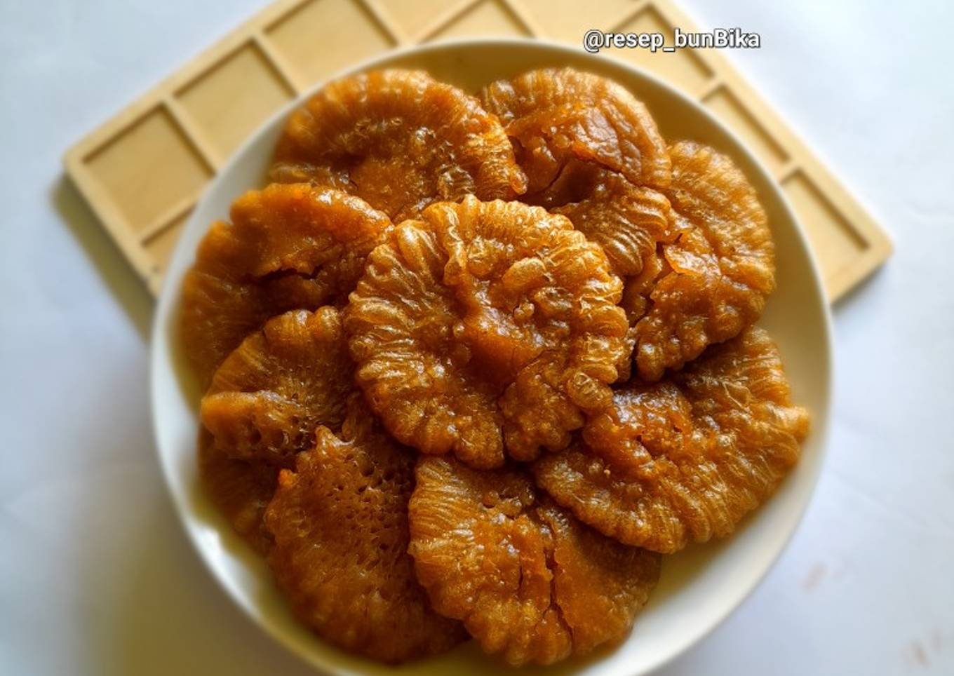 29. Kue Cucur Gula Merah