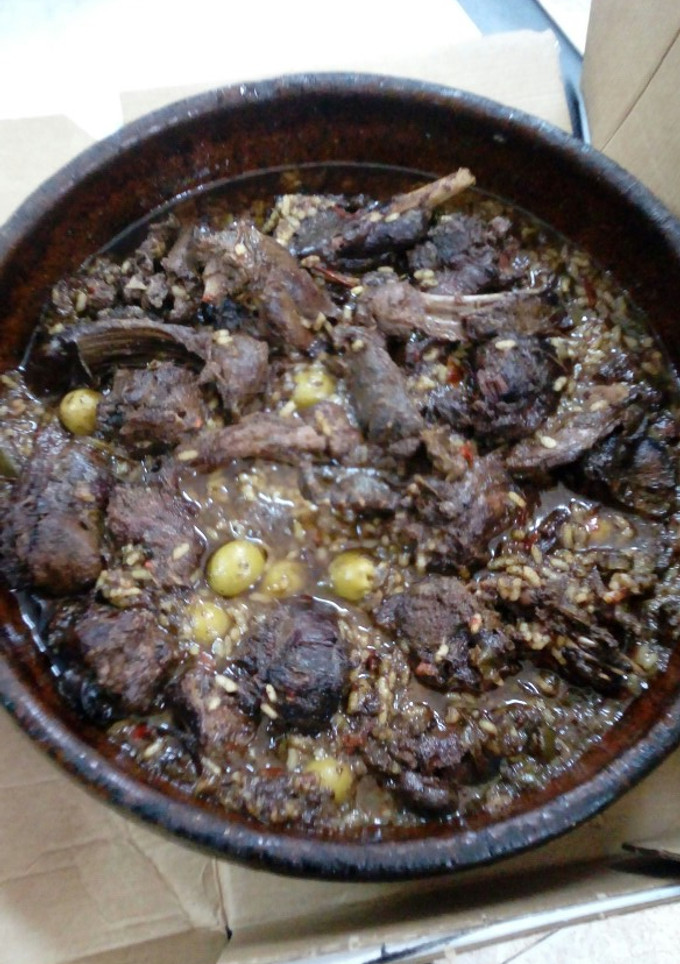 Una foto de Liebre guisada con arroz