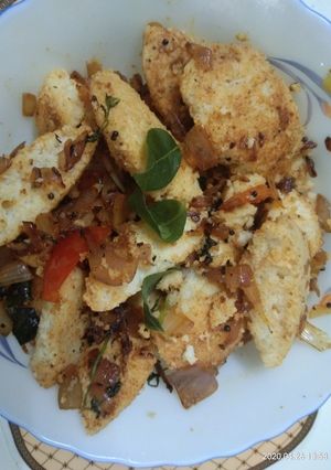 A picture of Masala Idli.