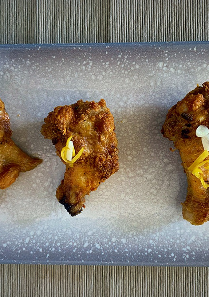 Una foto de Alitas de pollo crujientes