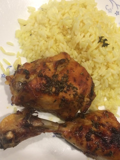 Una foto de Muslos de pollo a la mostaza y miel al horno