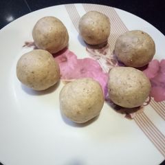 A picture of Petil Magic Laddu.
