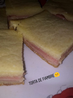 Una foto de Torta de fiambre licuada