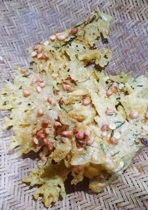 Foto resep Rempeyek Daun Jeruk (no santan,telur) Reunyah