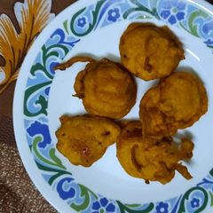 Tomato pakoray A picture of Tomato pakoray.