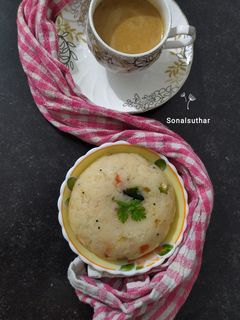 ઉપમા (Vegetable Upma Recipe In Gujarati) રેસીપી મુખ્ય ફોટો