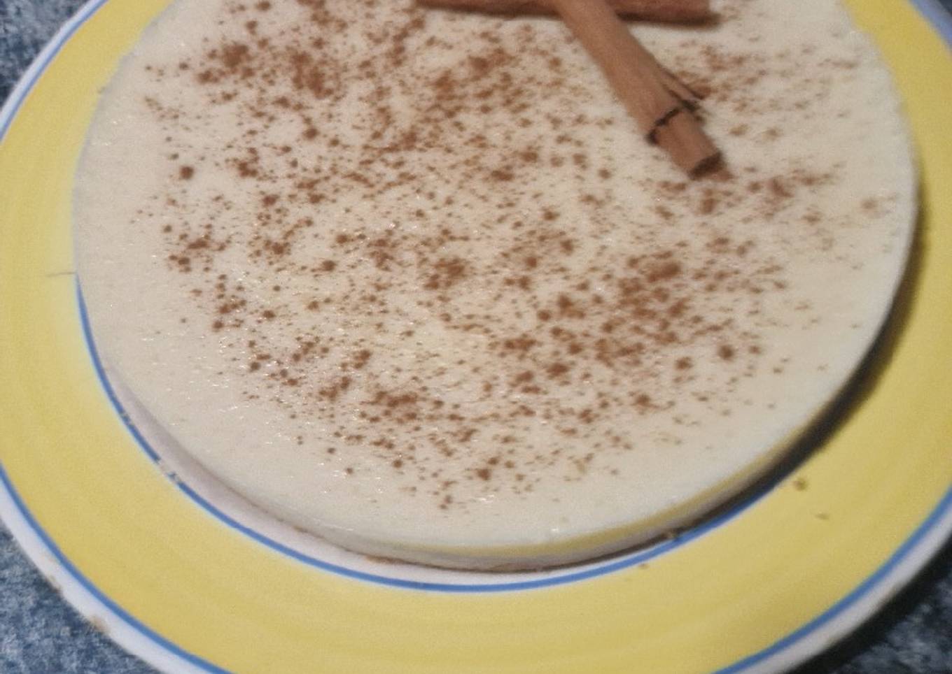 Tarta de arroz con leche