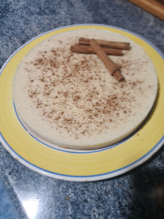 Una foto de Tarta de arroz con leche