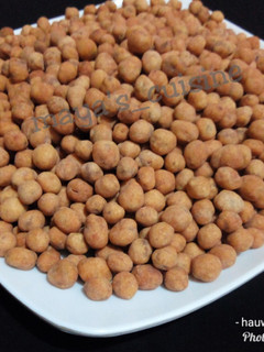 A picture of Peanut burger.