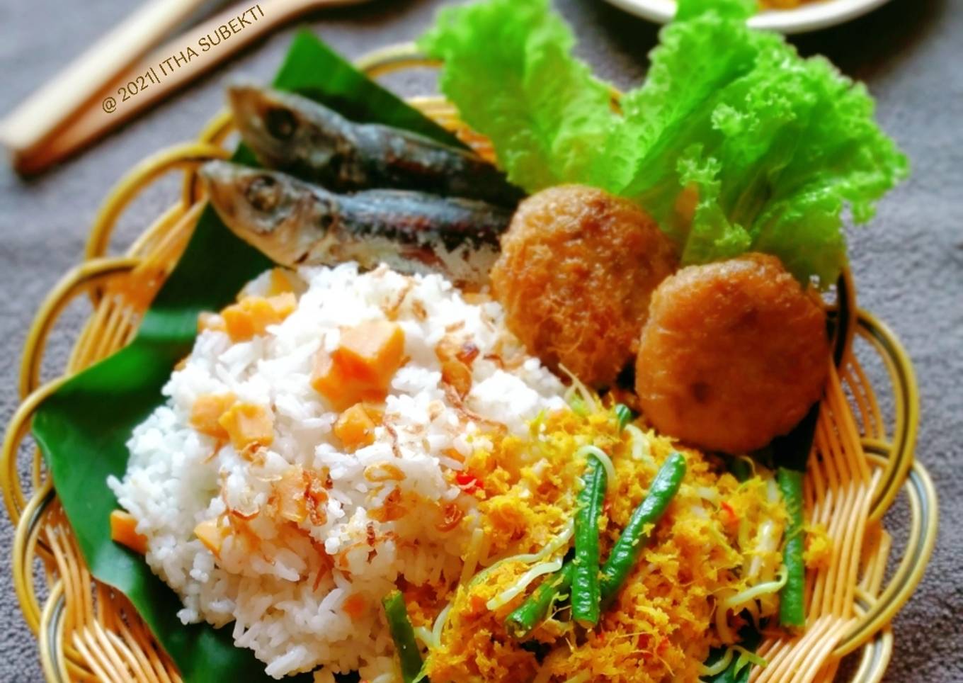 Nasi Sela & Urap Bumbu Genep khas Bali