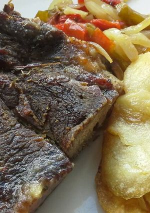 Foto principal de Aguja de ternera al horno
