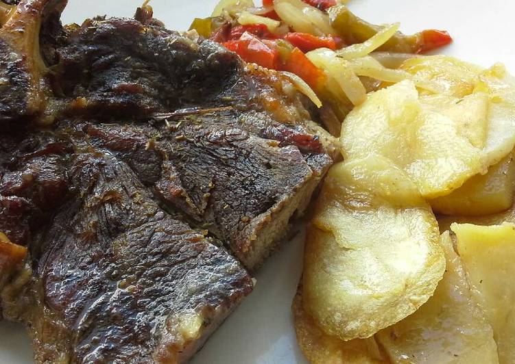 Aguja de ternera al horno