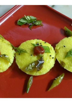 A picture of Idli Dhokla.