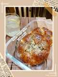 Korean cream cheese garlic bread