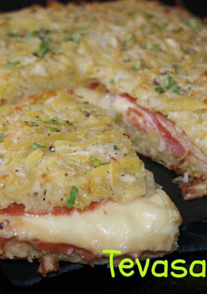Una foto de Pastel de patata, jamón y queso
