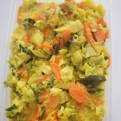A picture of Mama's Cabbage and Carrot Curry.