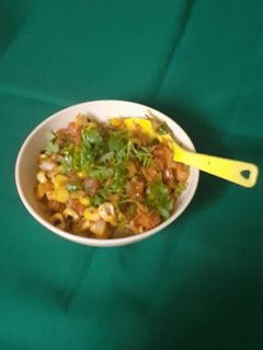 कॉर्न चाट (corn chaat recipe in marathi) रेसिपी चे मुख्य फोटो