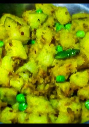 আলু মোটর চট পটা (aloo matar chatpata recipe in Bengali) রেসিপির প্রধান ছবি